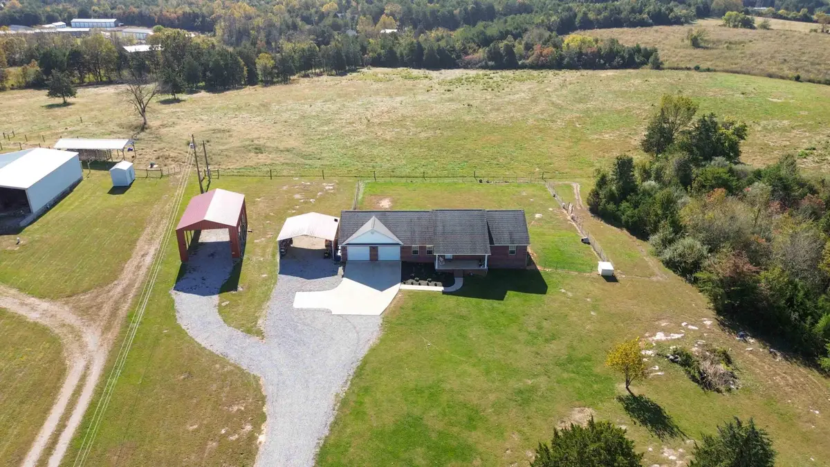 2708 Ky-790, Bronston, KY 42518 - #1