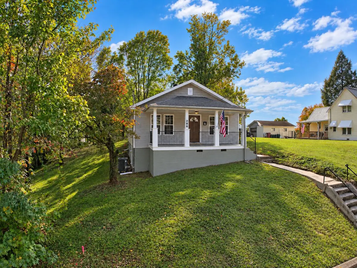 288 Broadway Street, Irvine, KY 40336 - #1