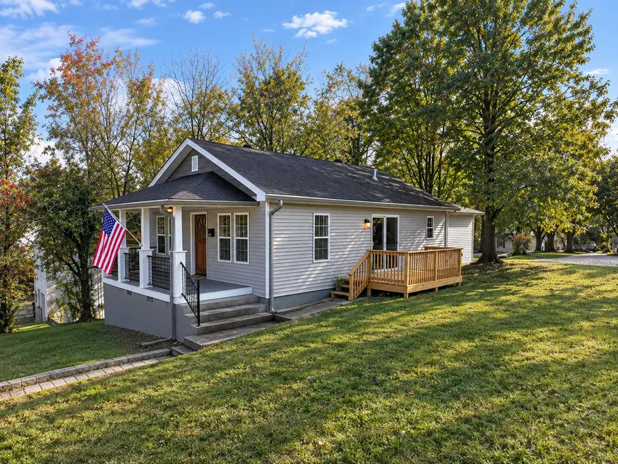 288 Broadway Street, Irvine, KY 40336 - #2
