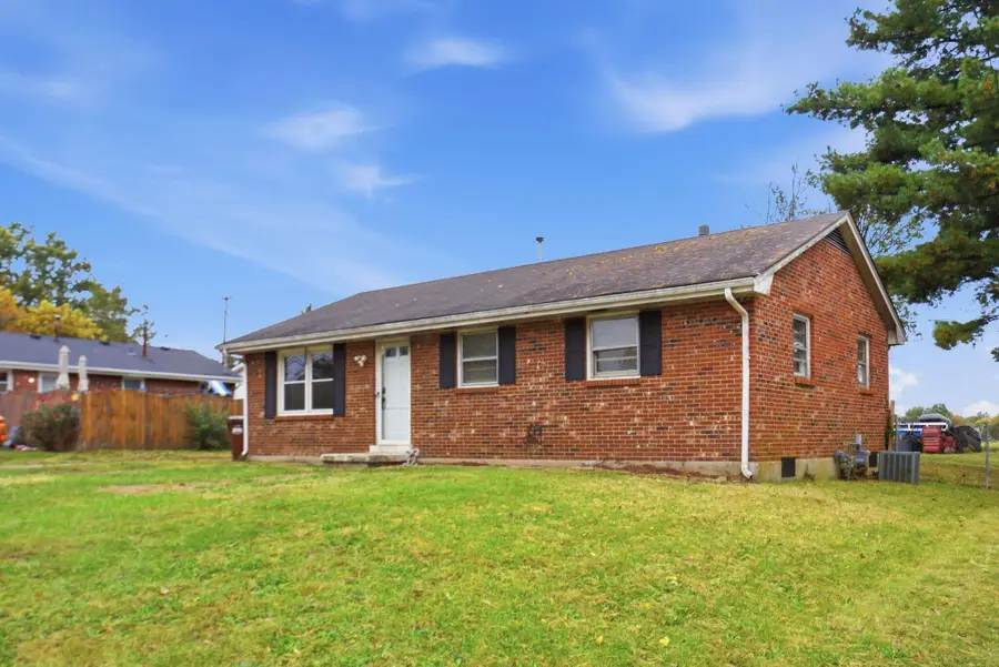 332 Bryanwood Street, Versailles, KY 40383 - #3