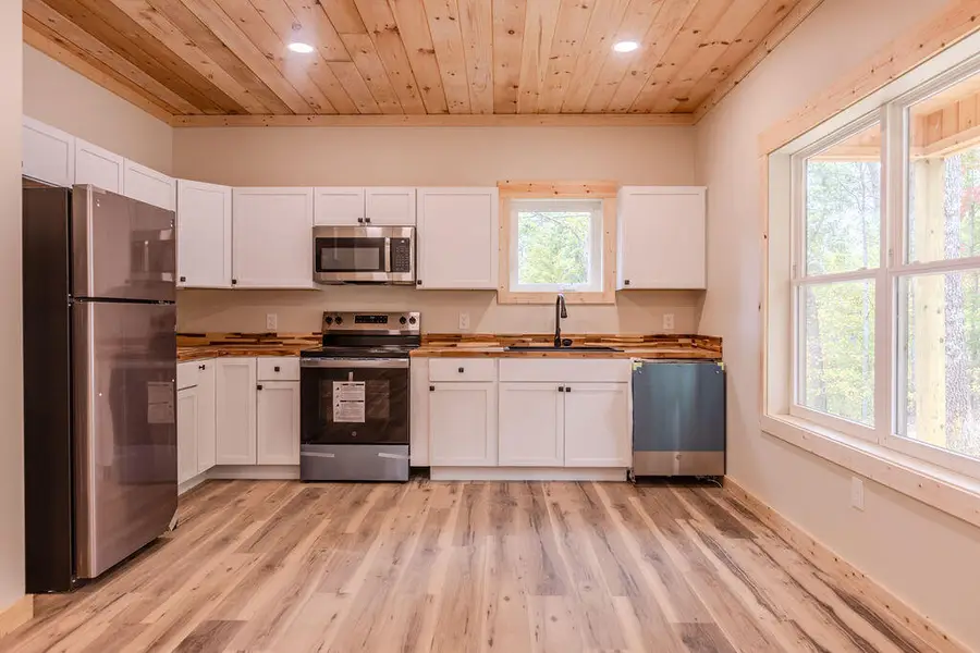 215  Lindsey Lane, Wellington, KY 40387 - #2