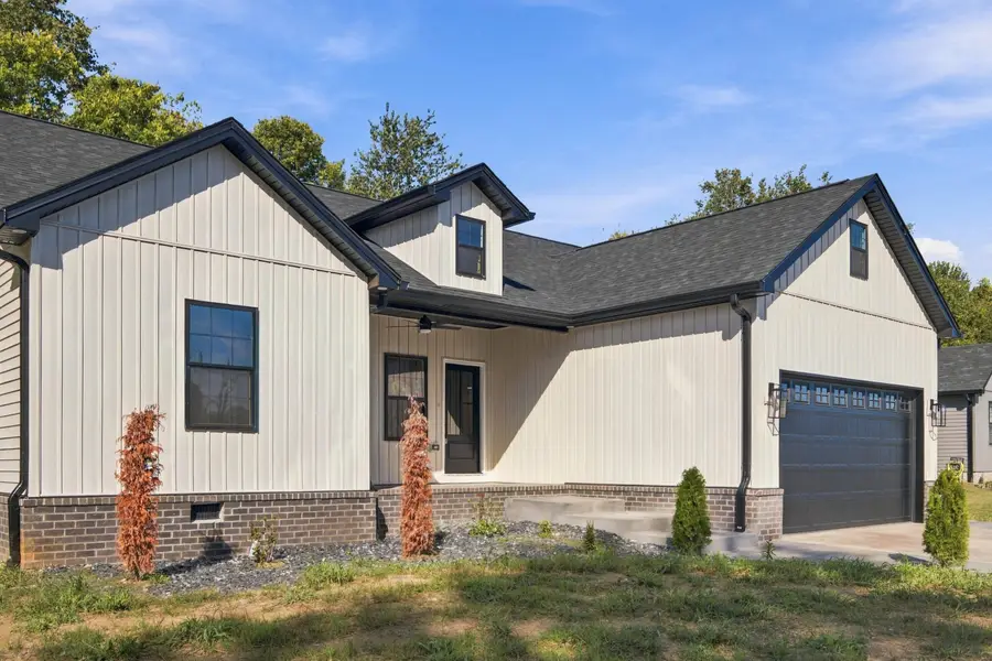 400 Bellaire 1 Drive, Harrodsburg, KY 40330 - #3