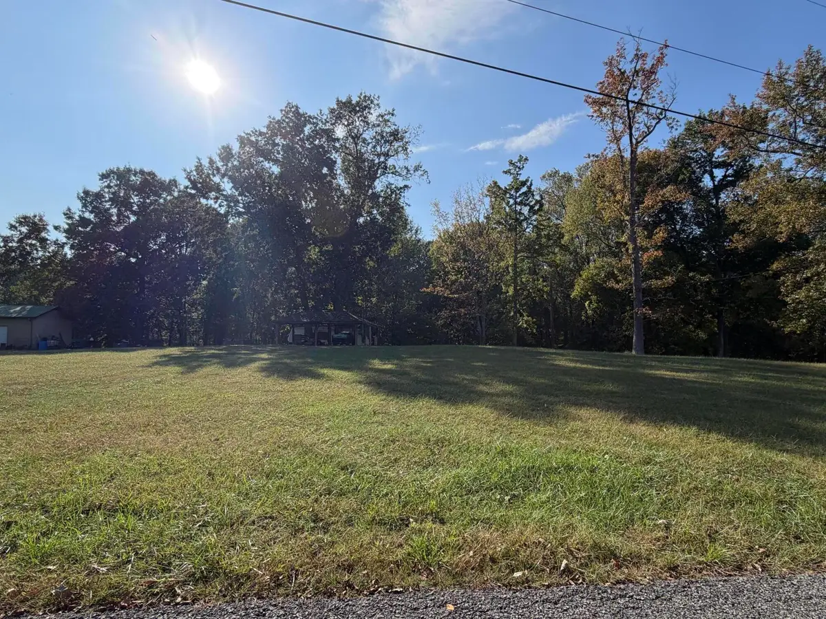 222 Peninsula Drive, Eddyville, KY 42038 - #1