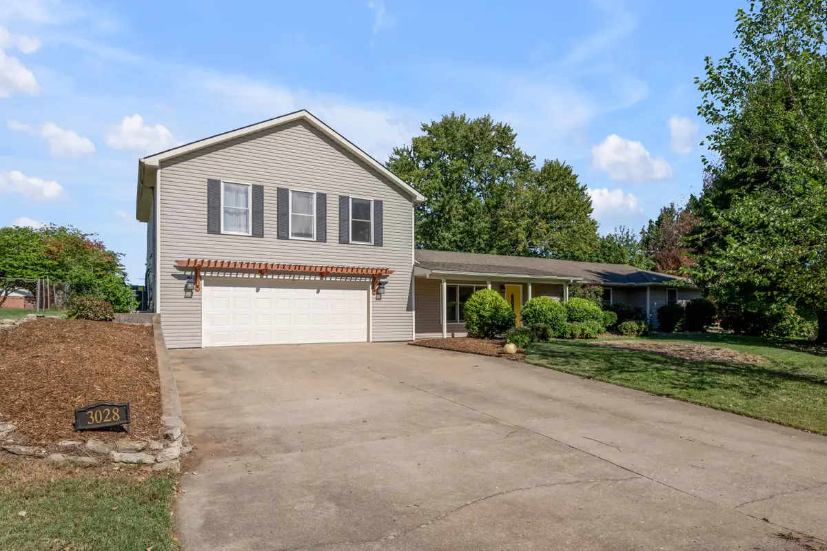 3028 Arrowhead Drive, Lexington, KY 40503 - #1