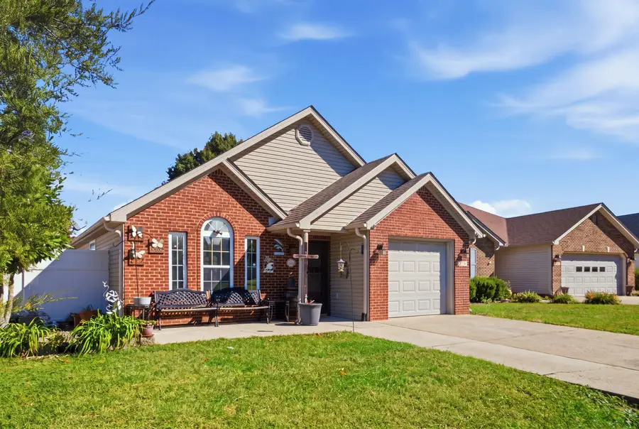 1378 Equestrian Way, Frankfort, KY 40601 - #2