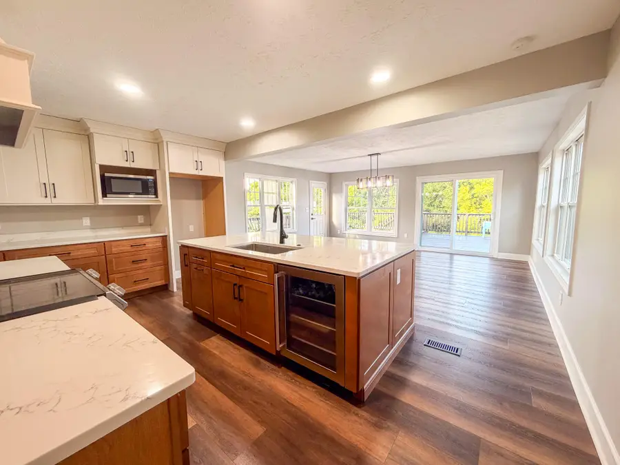 2833 Winter Garden, Lexington, KY 40517 - #3