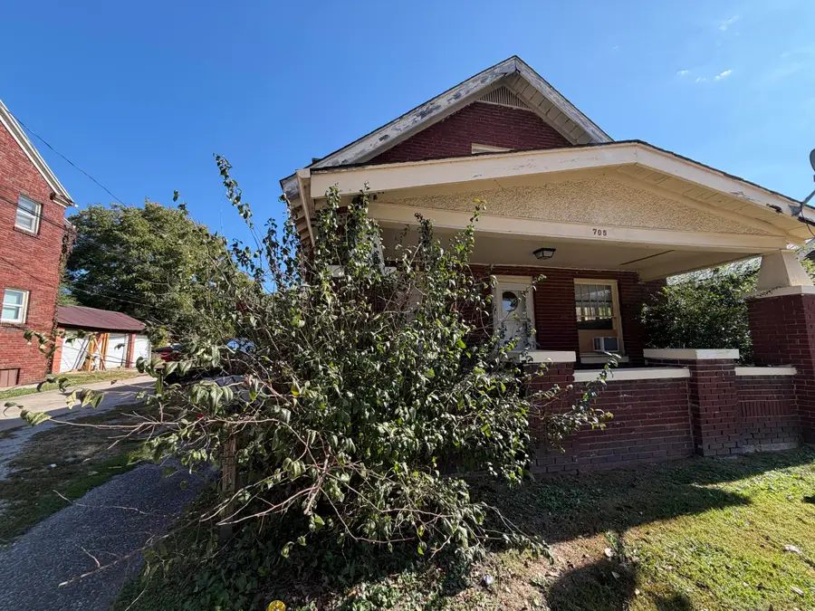705 S Kentucky Avenue, Corbin, KY 40701 - #2