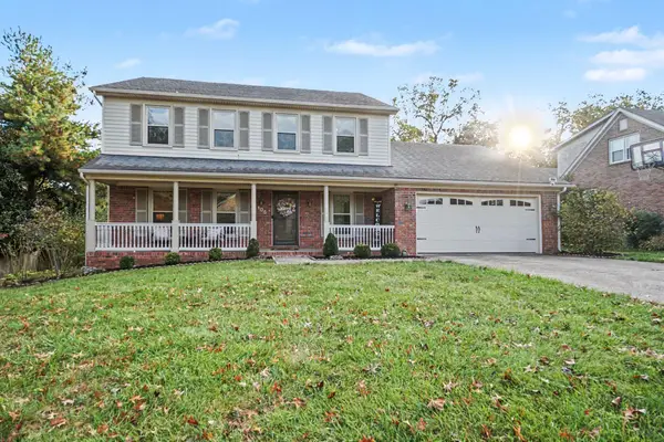 105 S Hill Road, Versailles, KY 40383