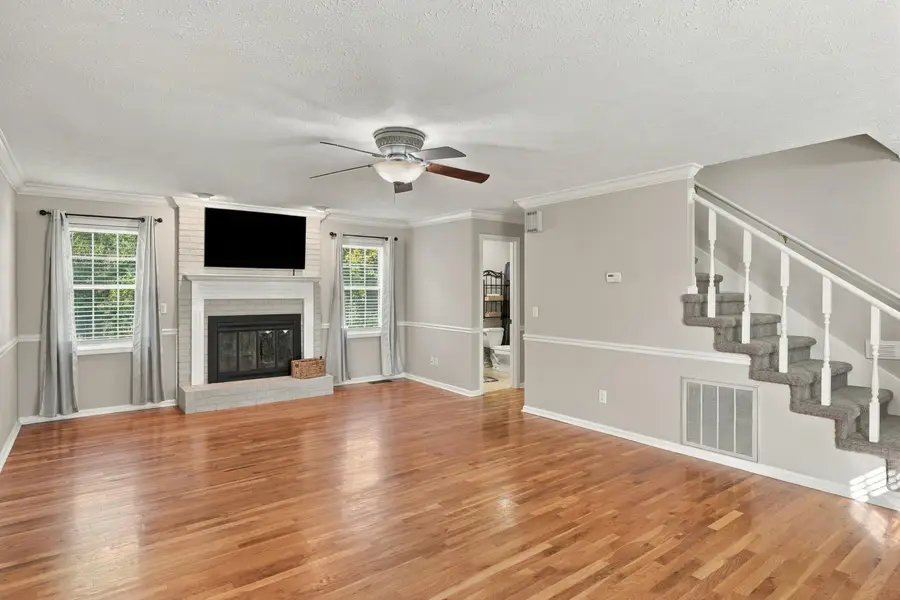 110 Valiant Drive, Paducah, KY 42001 - #3