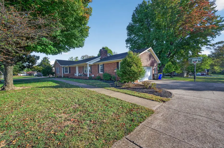 446 Broadway Avenue, Franklin, KY 42134 - #3