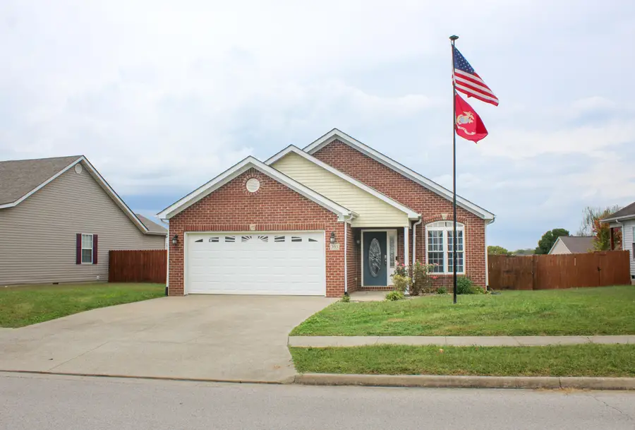 305 Village Drive, Berea, KY 40403 - #2