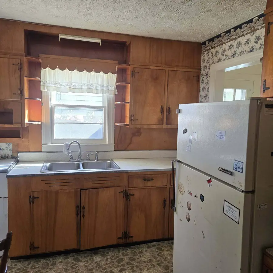 233 Highland Avenue, Lancaster, KY 40444 - #2