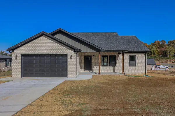 647 Elmdale Road, Paducah, KY 42003