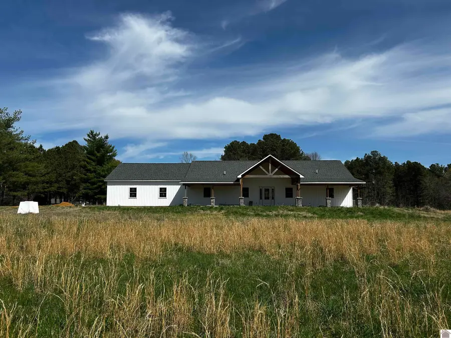 226 Douglas Road, Murray, KY 42071 - Image #2