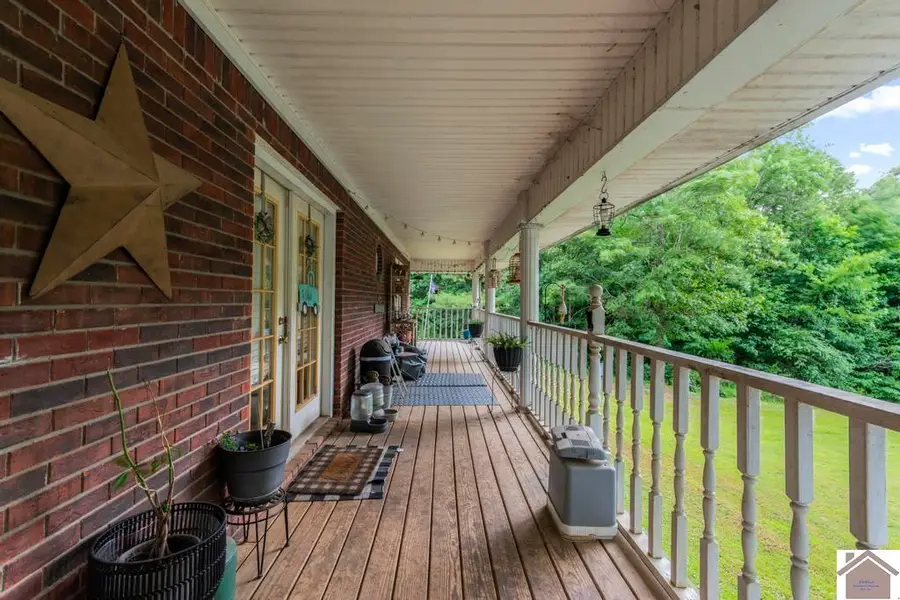 1186 Hale Springs Road, Benton, KY 42025 - Image #2