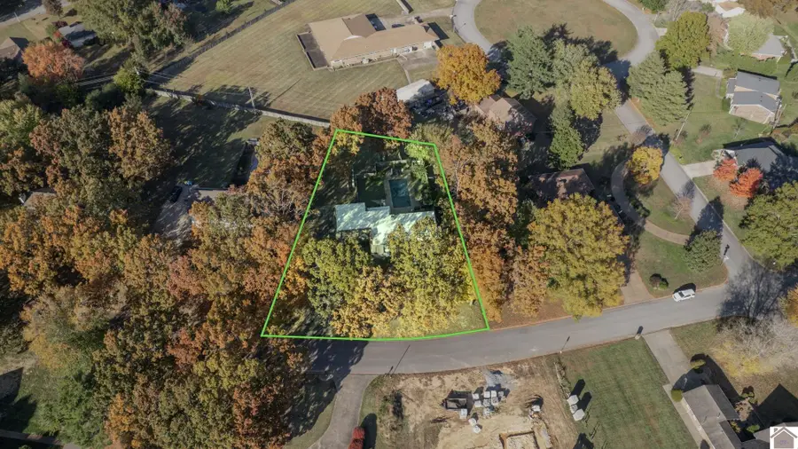 2115 Gatesborough Circle, Murray, KY 42071 - Image #3