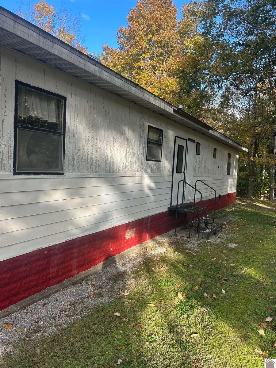 95 Pleasure Ridge Road, Cadiz, KY 42211 - Image #3