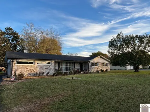 140 Charlotte Ann, Paducah, KY 42001