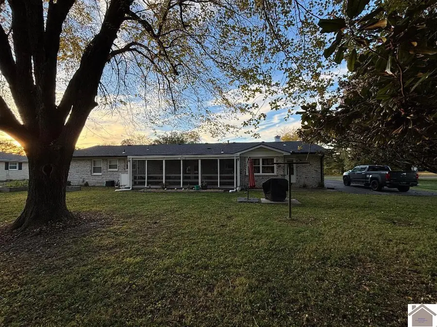 140 Charlotte Ann, Paducah, KY 42001 - Image #2