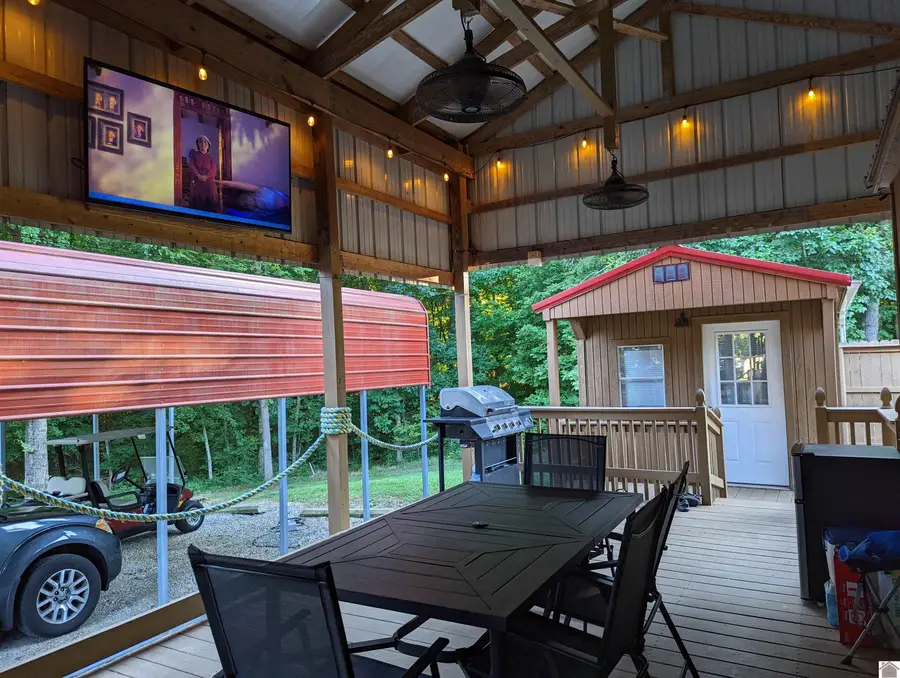 22 Daniels Drive, Gilbertsville, KY 42044 - Image #3