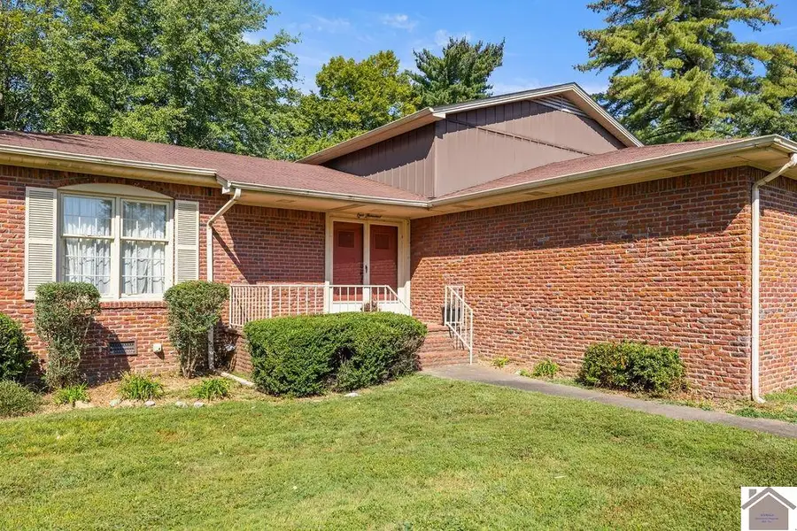 1000 Westgate Dr, Murray, KY 42071 - Image #3