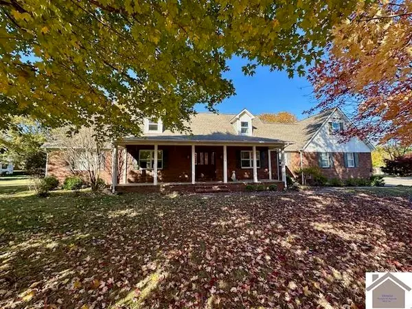 2200 Creekwood Drive, Murray, KY 42071