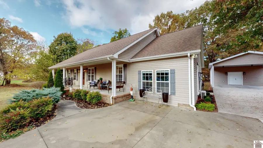 2214 Carol Drive, Murray, KY 42071 - Image #2