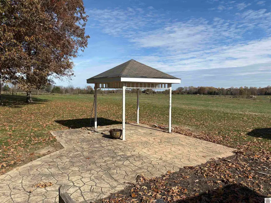 2250 Old Canton Pike, Cadiz, KY 42211 - Image #3