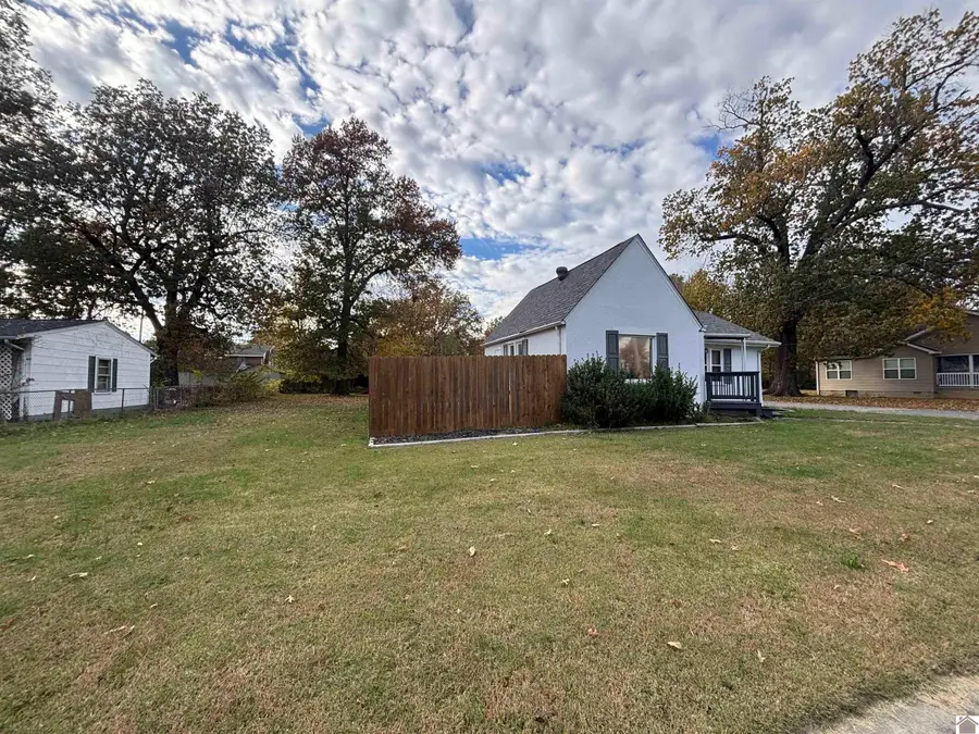 725 N 24th Street, Paducah, KY 42001 - Image #2