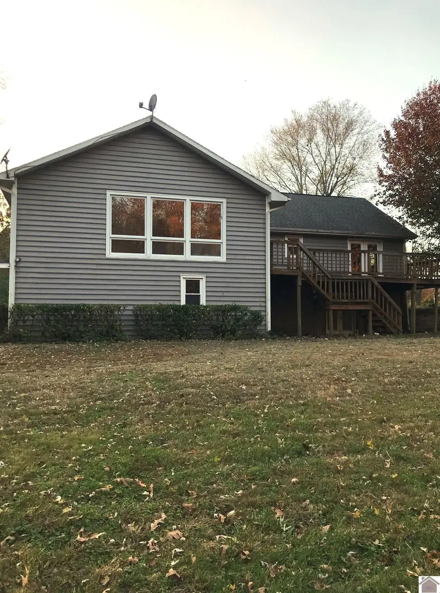 15 Camelot Dr., Calvert City, KY 42029 - Image #3