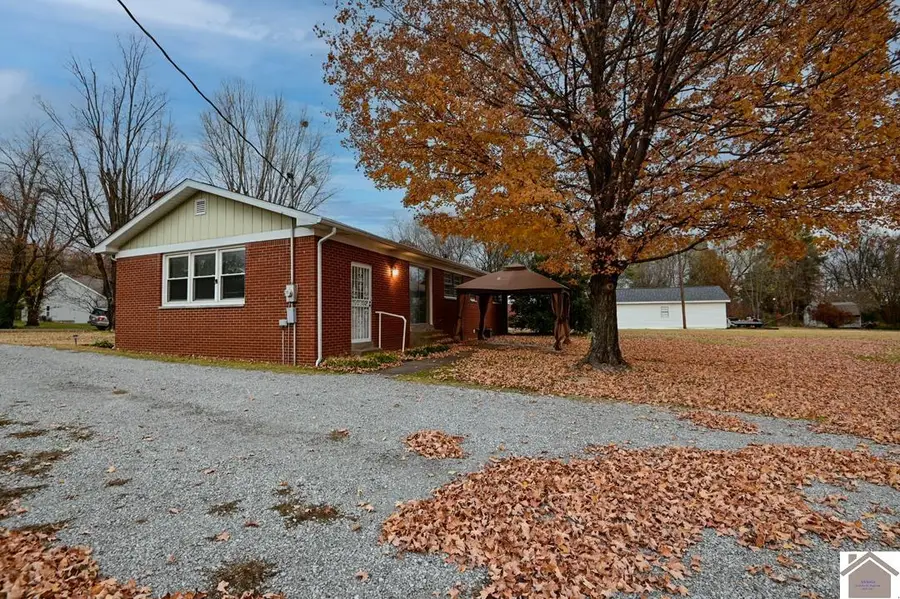 3300 Fairlane Avenue, Paducah, KY 42001 - Image #2