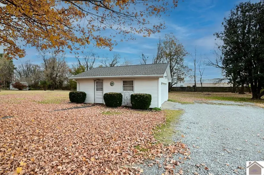 3300 Fairlane Avenue, Paducah, KY 42001 - Image #3