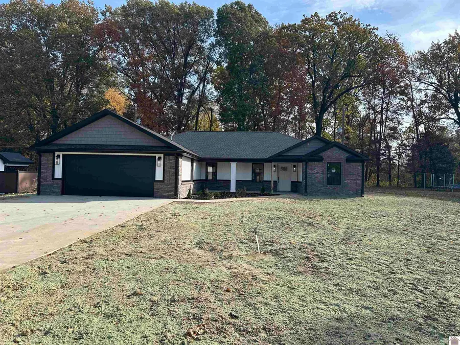 1125 Magnolia Drive, Fulton, KY 42041 - Image #2