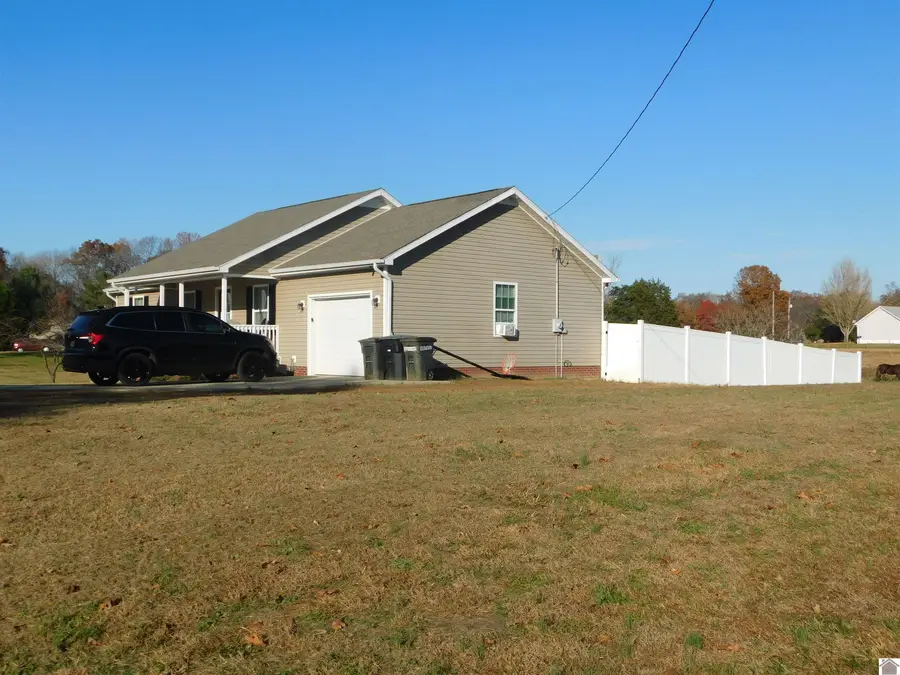20 Cliffwood Drive, Cadiz, KY 42211 - Image #3