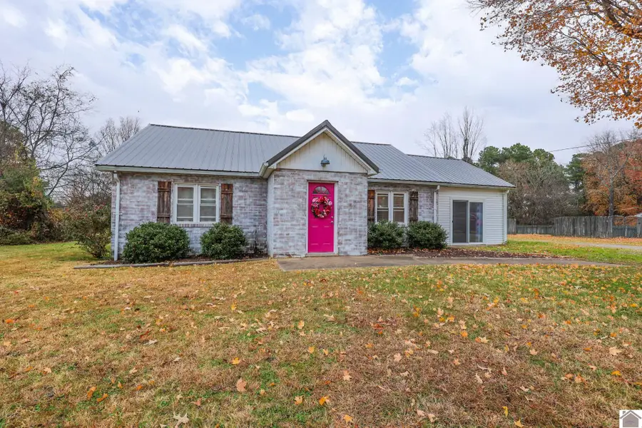 125 Calvert Dr, Paducah, KY 42003 - Image #2