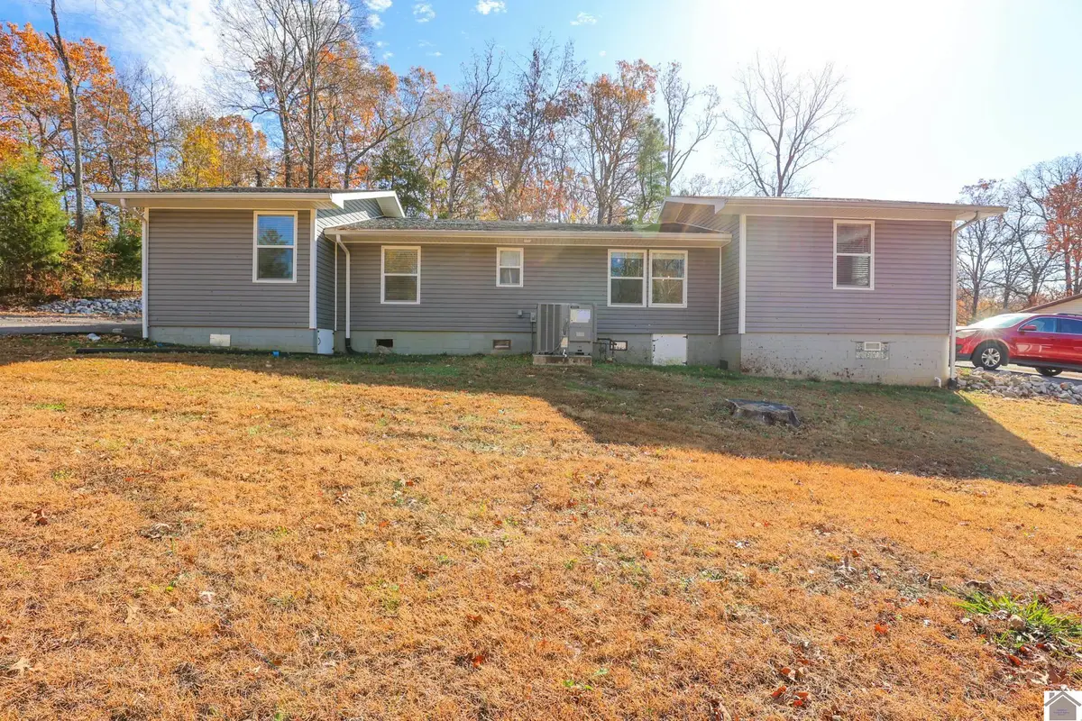 135 Livingston Rd, Gilbertsville, KY 42044 - Image #1