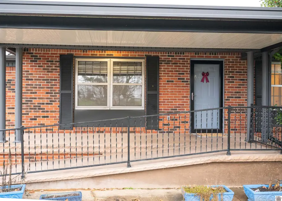 210 Irvin Cobb, Murray, KY 42071 - Image #3