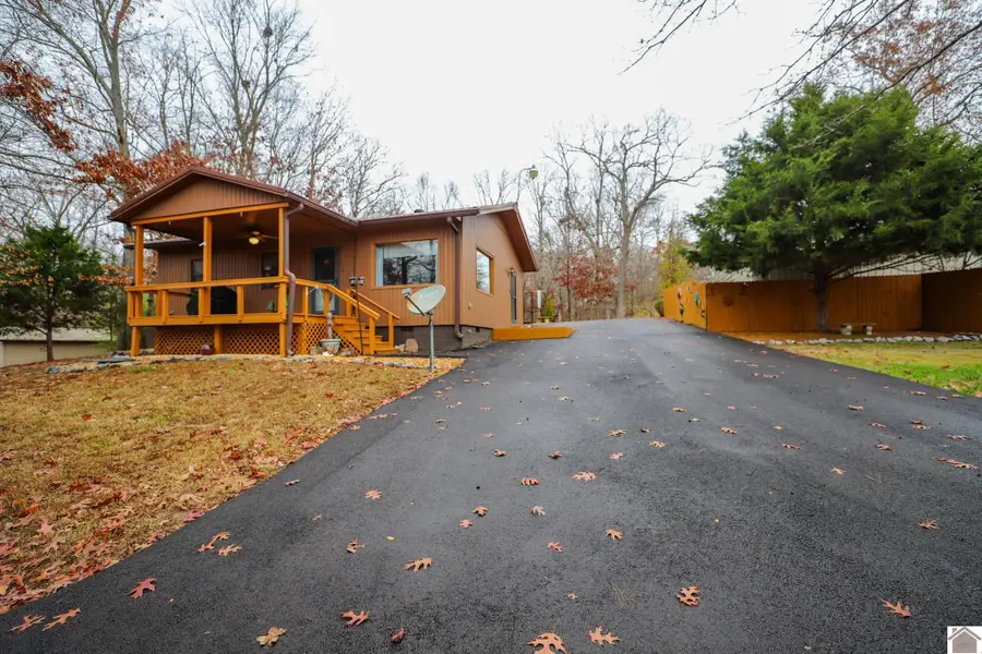 396 Shoreline Drive, New Concord, KY 42076 - Image #2