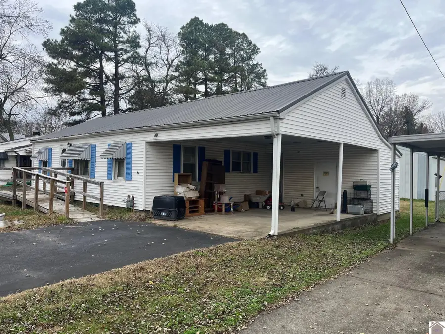 1342 Richard Burnley Avenue, Kevil, KY 42053 - Image #2