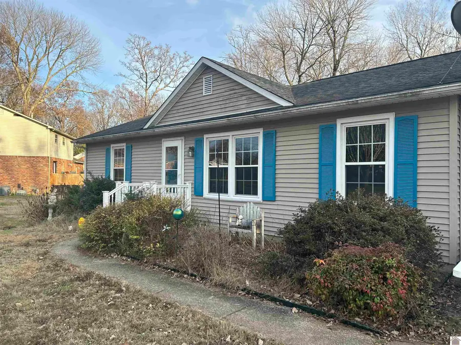 1002 Weda Cir, Mayfield, KY 42066 - Image #2