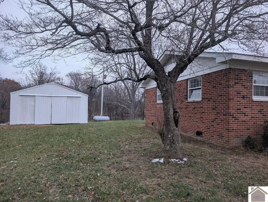 1810 Gholson Rd, West Paducah, KY 42086 - Image #2