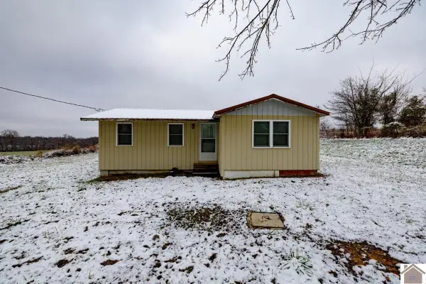 1012 Crayne Cemetery Road, Marion, KY 42064