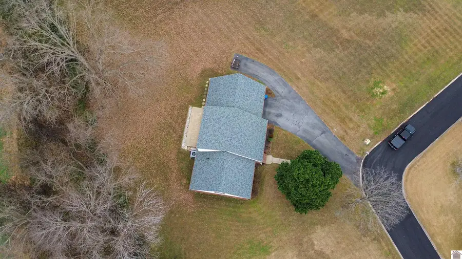 102 Harper Drive, Benton, KY 42025 - Image #2