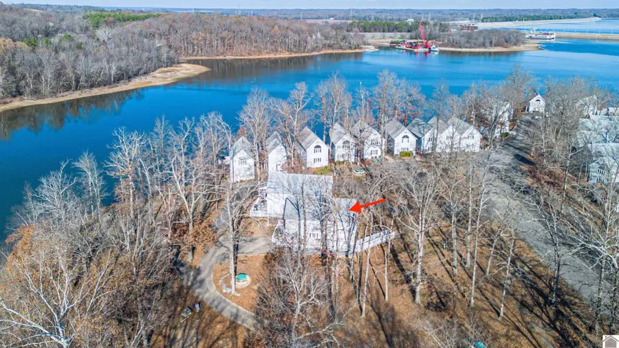 311 Bayside Drive, Grand Rivers, KY 42045 - Image #2