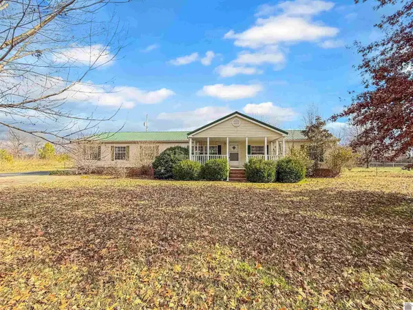 3009 Sid Darnall Rd, Benton, KY 42025