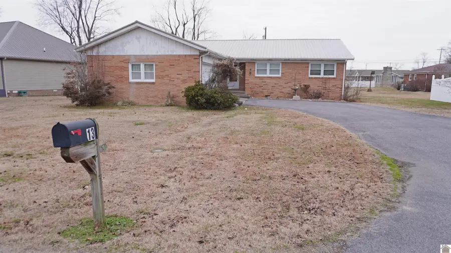 13 Kenwood Dr, La Center, KY 42056 - Image #2