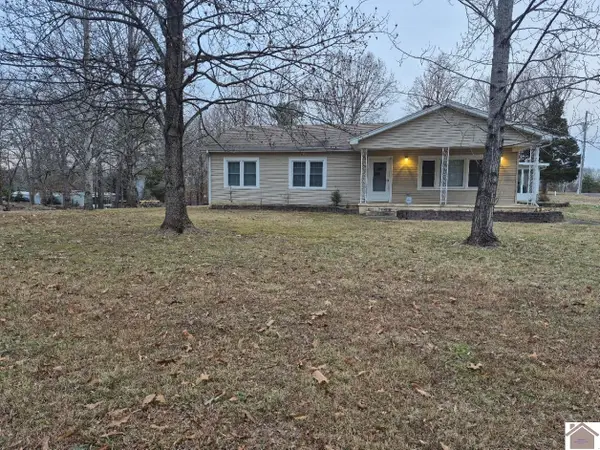 35 Mackinnon Lane, Benton, KY 42025