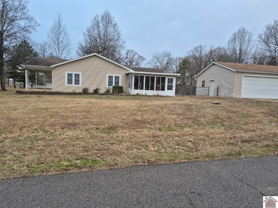 35 Mackinnon Lane, Benton, KY 42025 - Image #2