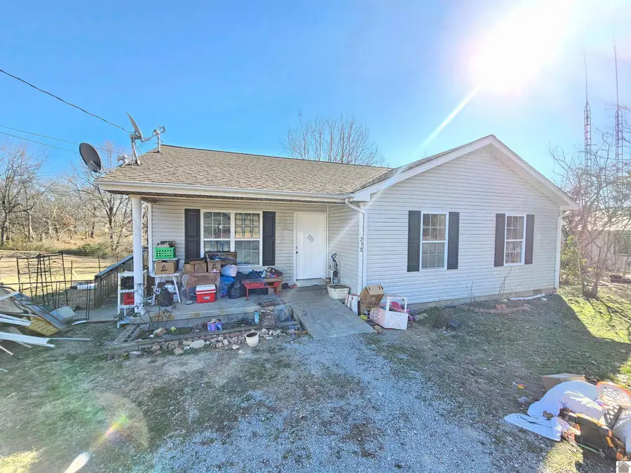 238 Skyline Dr, Princeton, KY 42445 - Image #2