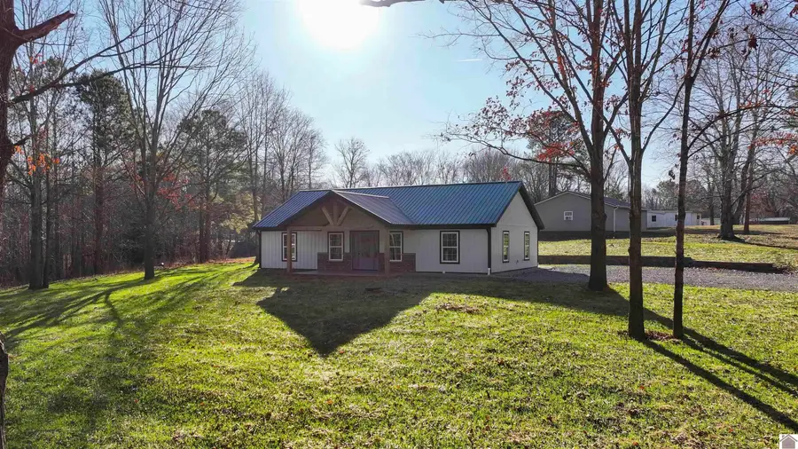 57 Morning Glory Dr, Cadiz, KY 42211 - Image #2